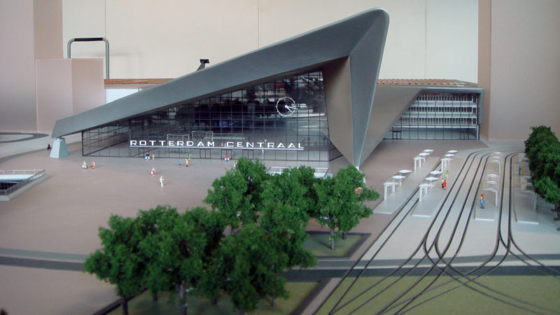 Modell des Rotterdamer Hauptbahnhofs, hergestellt mit einer Lasermaschine